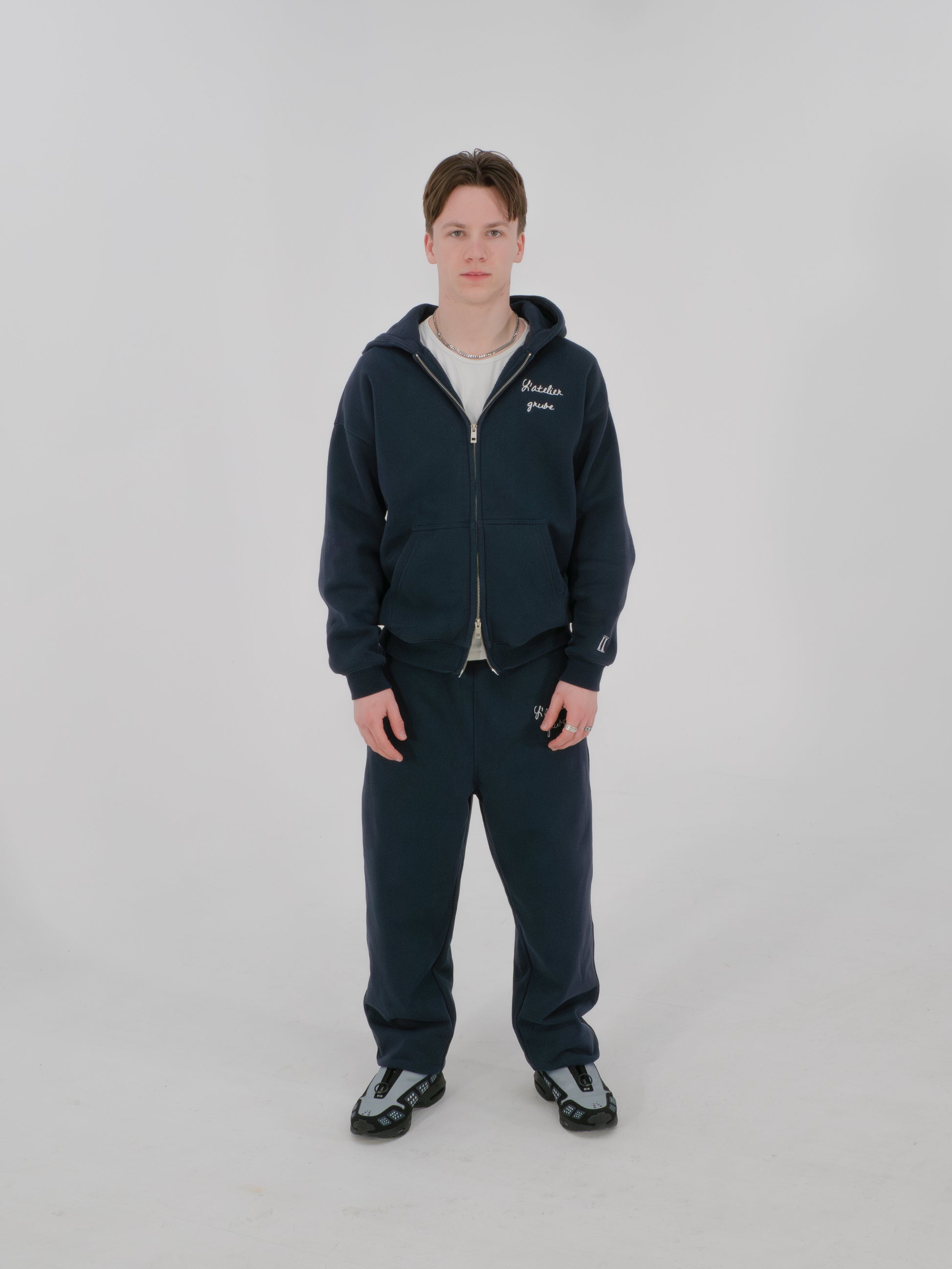 Grube "Joggers and zip up - navy blue"