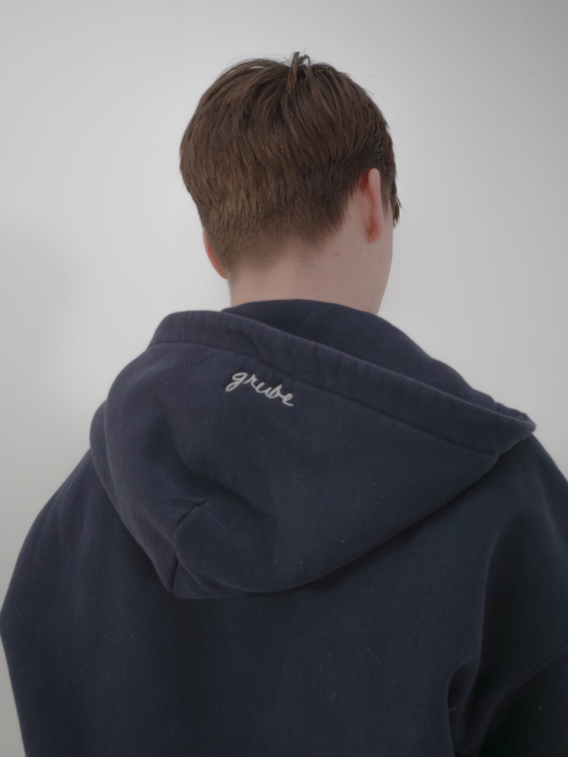 Grube "the zip up V2 - navy blue"