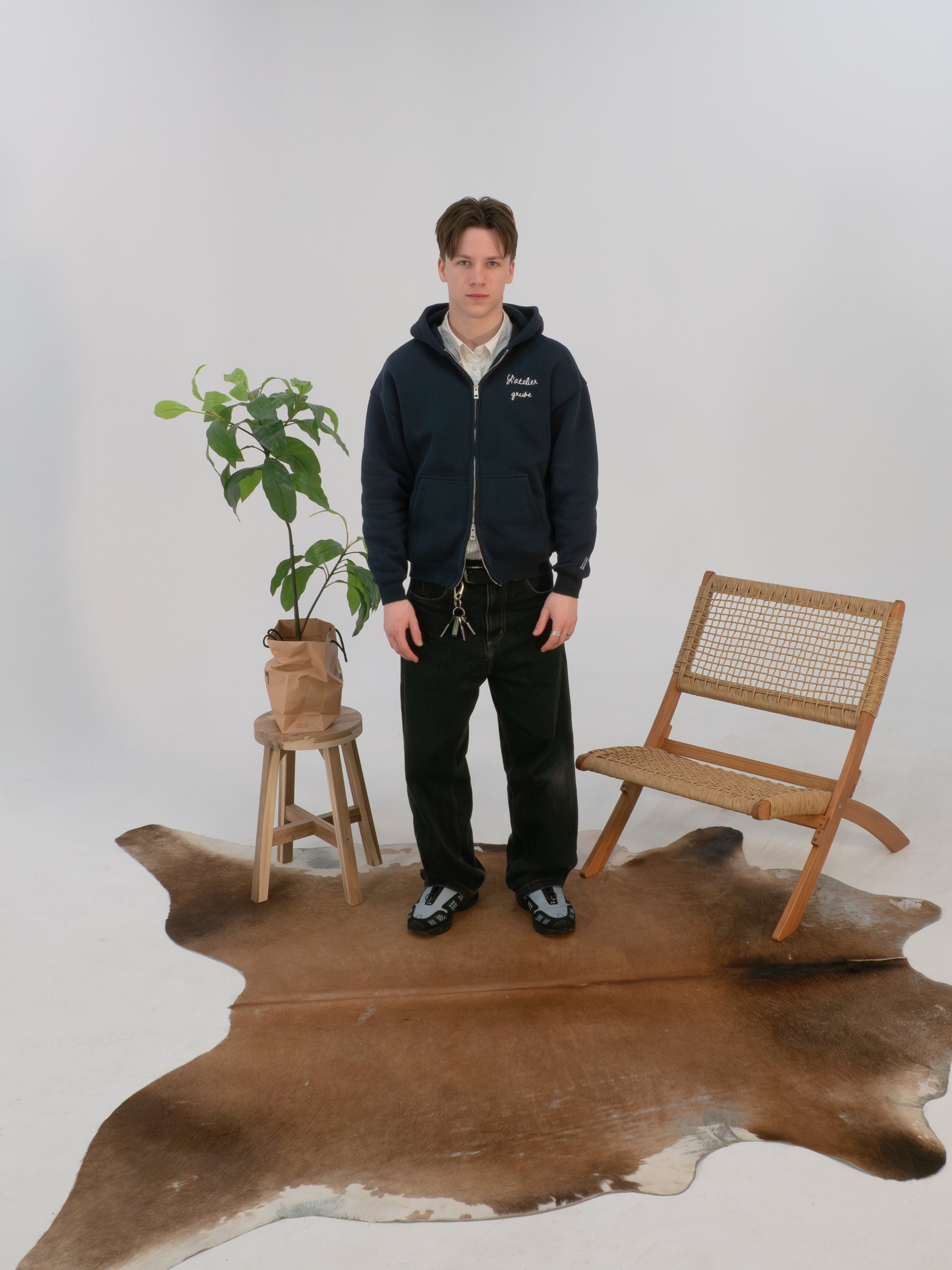 Grube "the zip up V2 - navy blue"
